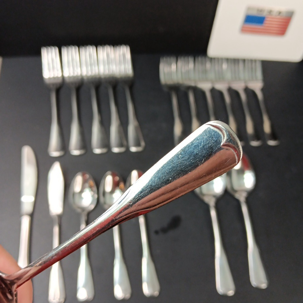 Stainless Steel Japan Cutlery Flatware 19pcs Unknown Brand Made In JAPAN
